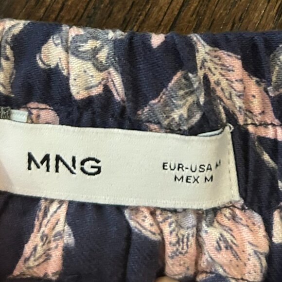 MNG Mango Quilted Floral Shorts Medium - Picture 4 of 4